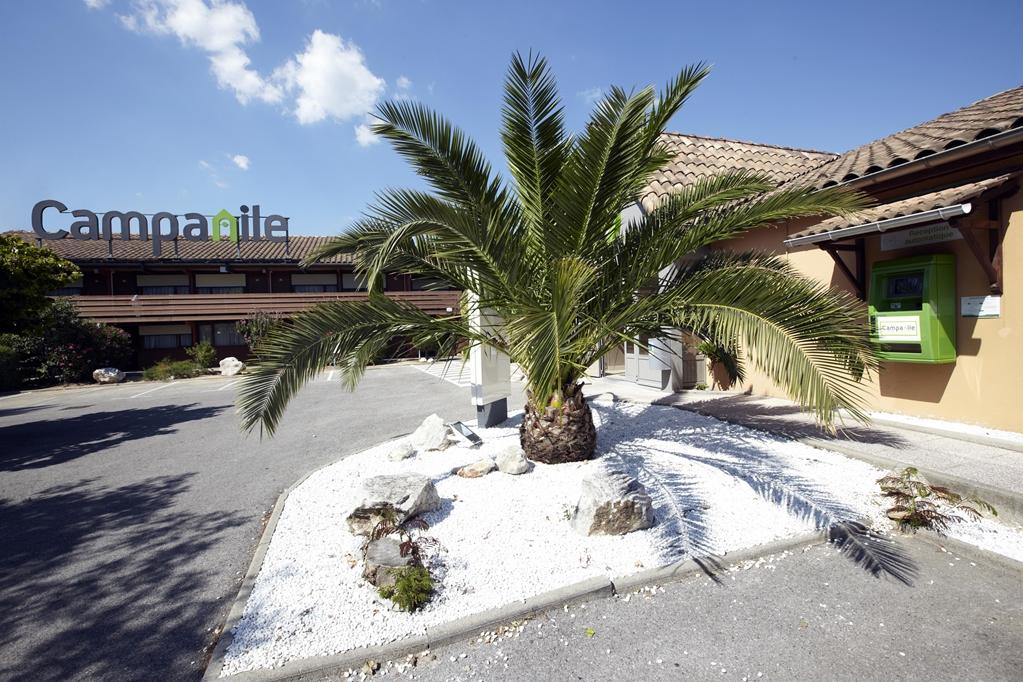 Kyriad Direct Marseille Est La Valentine La Penne-sur-Huveaune Exterior foto